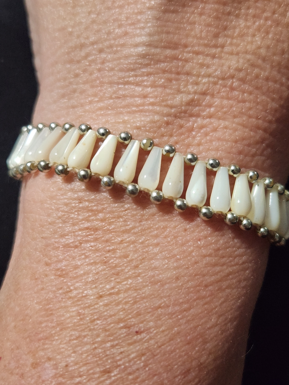 ​Vintage Mother of Pearl Teardrop Bead Ladder Bracelet, Silver Tone Accents
